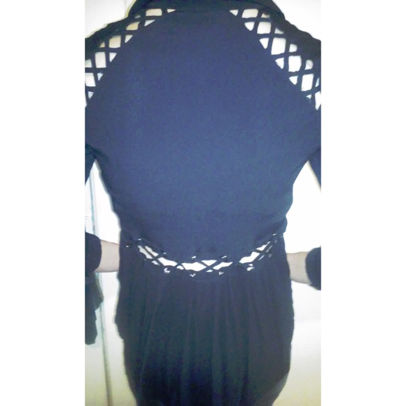 Sm. Last One! || Corseted lace up hi-lo shirts - Picture 3 of 4